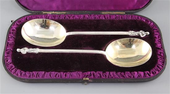 A cased pair of Victorian silver apostle spoons, 4.5 oz.
